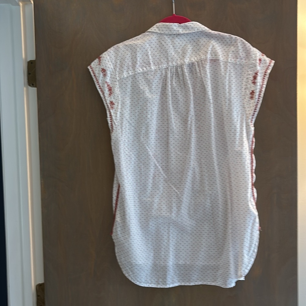 Anthropologie Maeve Cream embroidered Cap Sleeve Blouse - Picture 3 of 3